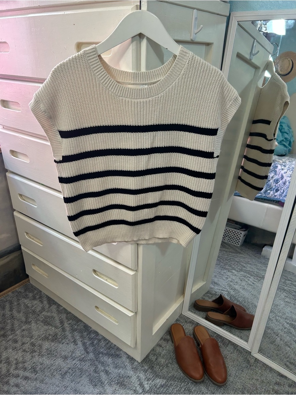 Nautical Knit Striped Sweater Vest Layering Ivory Cream & Black Soft Pullover✨